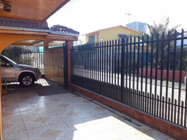 AMPLIA CASA CERCANA A PLAZA MAIPÚ