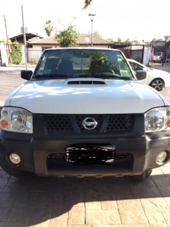  VENDO NISSAN TERRANO 4X2, AÑO 3013, DIESEL