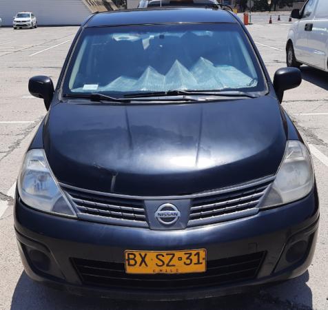 VENDO TAXI COLECTIVO NISSAN TIIDA 2012