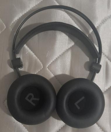 AUDIFONOS AKG 175