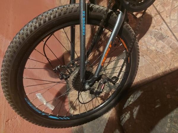 BICICLETA ARO 24 EXCELENTE ESTADO 