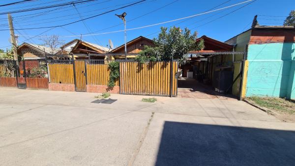 CASA VILLA RECSA A PASOS DEL METRO 