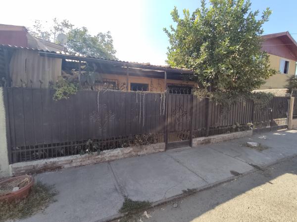 SE VENDE CASA SOLIDA EN P.A.C.