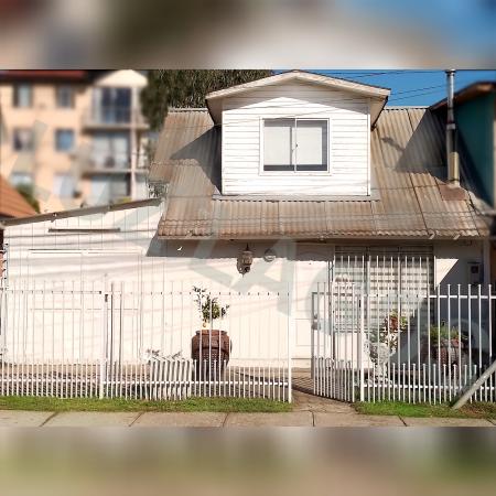 SE VENDE LINDA Y CÓMODA CASA EN CURICÓ 