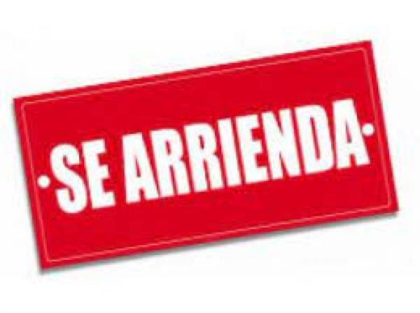 CASA A PAREJA ARRIENDO