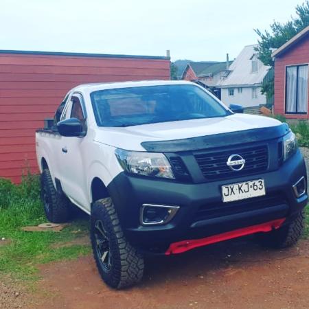 NISSAN NP 300 4X4