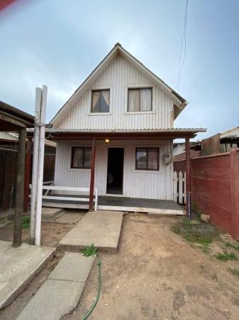 VENDO HERMOSA CASA Y MUY AMPLIA 