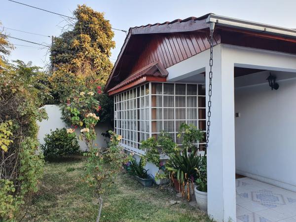 EXCELENTE CASA 245 MTS2 TERRENO 3HAB 2BA