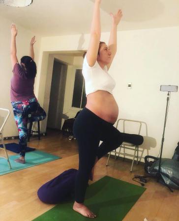 CLASES DE YOGA PRENATAL 