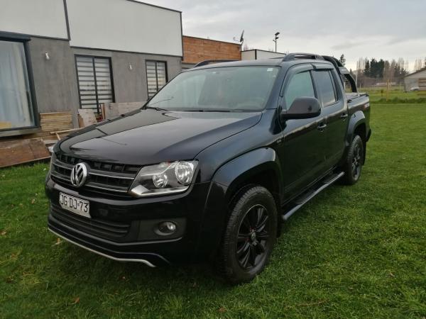 VOLKSWAGEN AMAROK DARK LABEL ? HIGHLINE