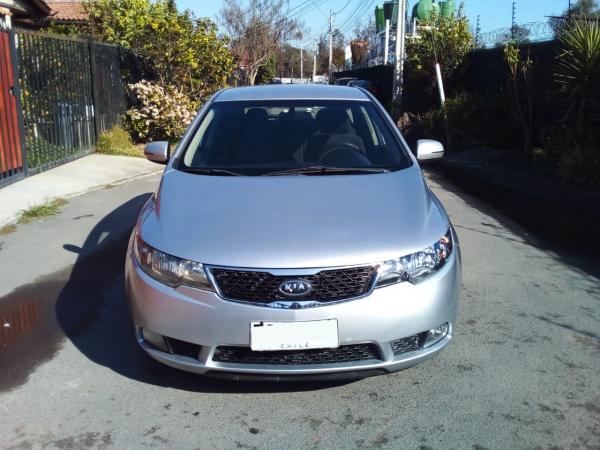 SE VENDE KIA CERATO 5