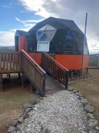 DOMO EQUIPADO CON TERRENO DE 500M2