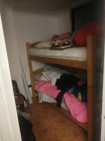 SE VENDE CAMAROTE Y MUEBLES 