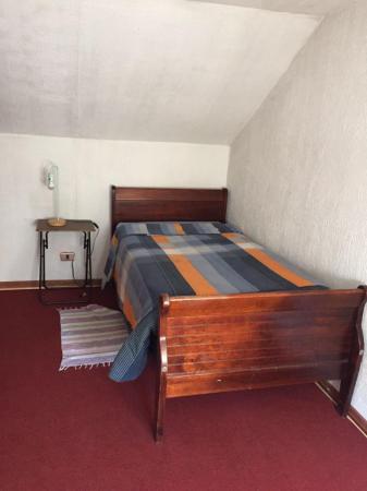 ARRIENDO PIEZA EN  LA FLORIDA.