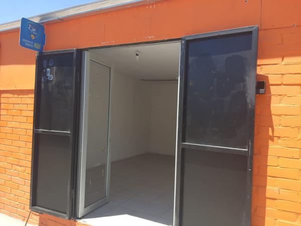 LOCAL COMERCIAL (18 MT2) Y ESTACIONAMIENTO