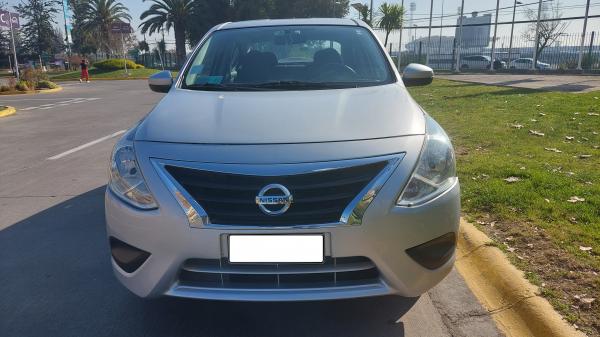 NISSAN VERSA 2019