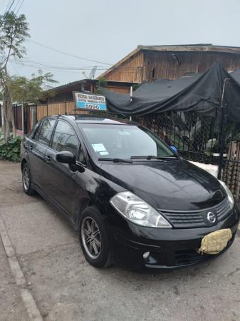 TAXI COLECTIVO NISSAN TIIDA 1.6 
