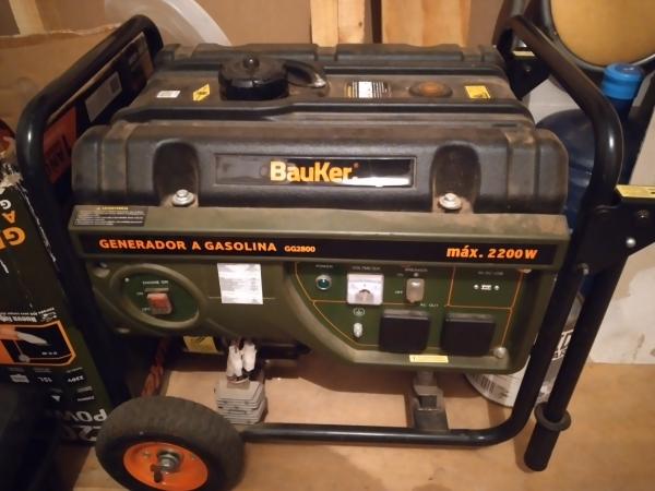 GENERADOR BAUKER 2200W