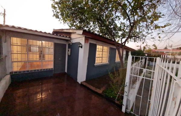 VENDO CASA VILLA REINA ISABEL LL,MACUL