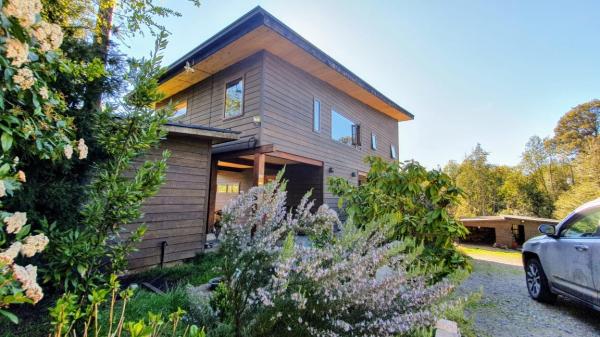 HERMOSA CASA EN PANGUIPULLI