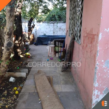 CASA DE 2 PISOS CON 5D+4B. 