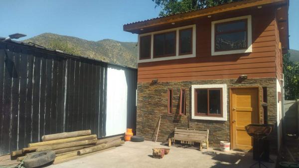 SITIO DE 330MT2 CON CASA 2PISOS  Y POZO 