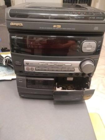 EQUIPO DE SONIDO AIWA