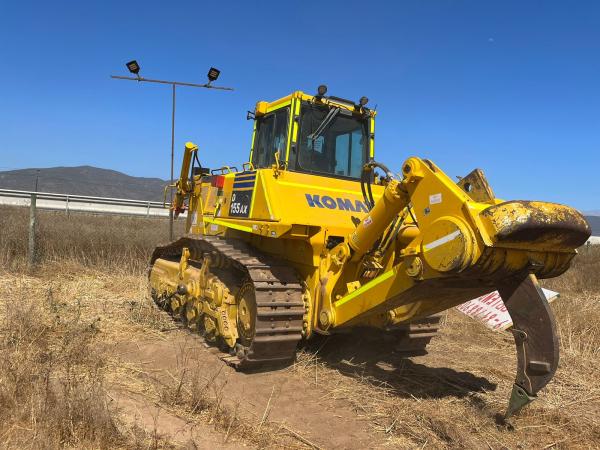 BULLDOZER KOMATSU D155 AX6 2012   