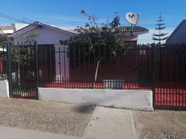 CASA EN SINDEMPART 3 DORMITORIOS 1 BAÑO