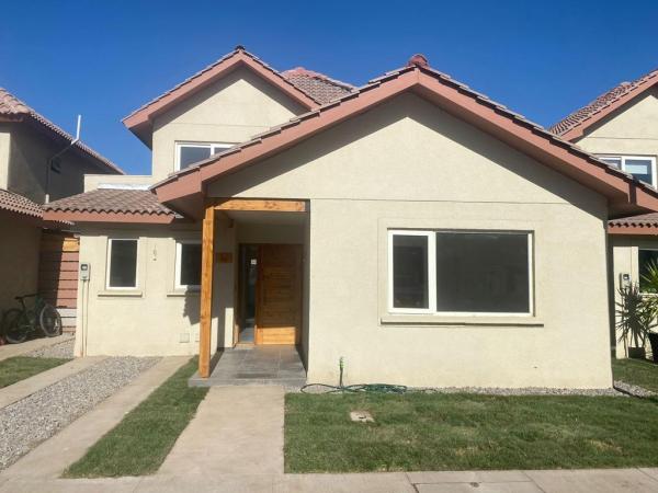 ARRIENDO EN BUIN