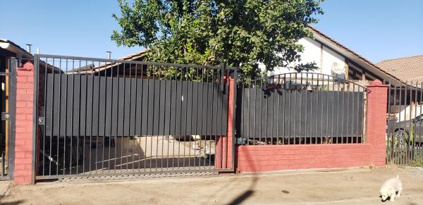 SE VENDE CASA