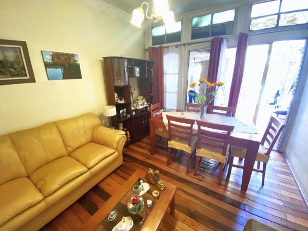 SE VENDE GRAN CASA 5D2B EN ESTACIÓN CENTRAL