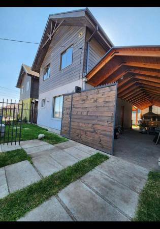 SE VENDE HERMOSA CASA 