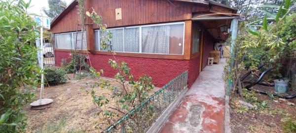 VENDO CASA EN CALERA DE TANGO 728 M2 /2D /1B