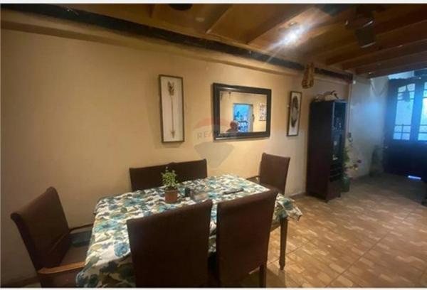 VENDO CASA EN BARRIO YUNGAY EN SANTIAGO CENTRO