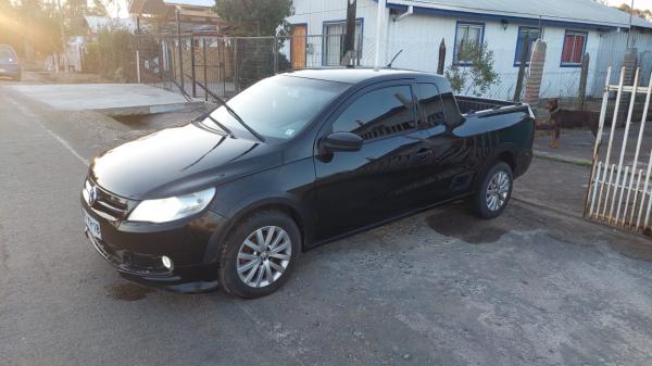 VENDO CAMIONETA VOLKSWAGEN AÑO 2013