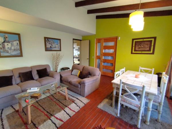 SE VENDE HERMOSA CASA 3D2B EN LA REINA