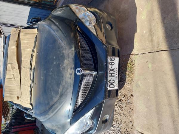VENDO. CAMIONETA  AL DIA 