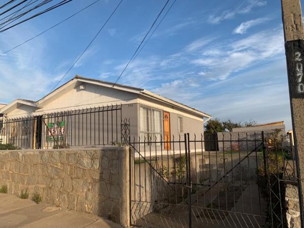 SE VENDE PROPIEDAD CON AMPLIO TERRENO
