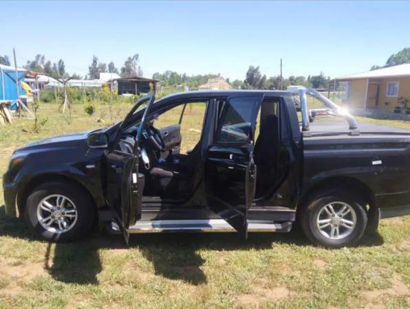 EXCELENTE CAMIONETA 