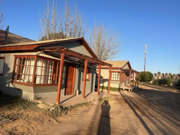 ARRIENDO CABAÑAS A CUADRAS DE PUEBLITO PEÑUELAS