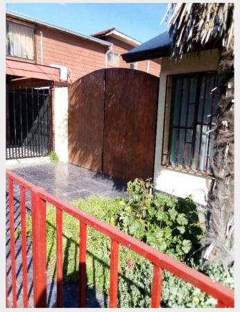 SE VENDE CASA.DE 2 PISOS.  SECTOR SUR ORIENTE 