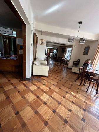 AMPLIA CASONA EN VENTA  2 PROPIEDADES