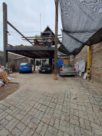 VENDO CASA 3 PISOS EN TERRENO 258 M2