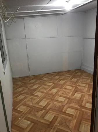 ARRIENDO PIEZA INTERIOR CON BAÑO Y COCINA MUJER SO