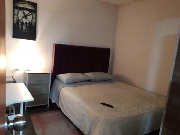 PIEZA/HABITACION AMOBLADA CONCHALI (MUJER)