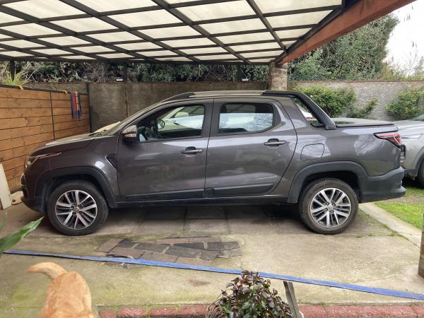 SE VENDE CAMIONETA RAM 700, MODELO LARAMIE, 2021