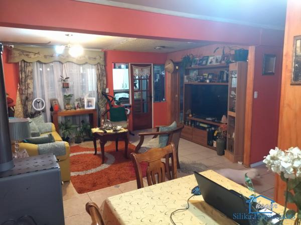 HERMOSA CASA DE DOS PISOS, 3D2B1E