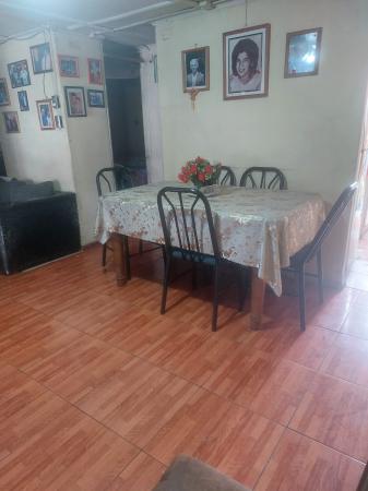 SE VENDE CASA EN LA FLORIDA, AL LADO DEL METRO.