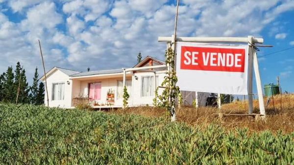VENDO PARCELA CON CASA EN PAREDONES